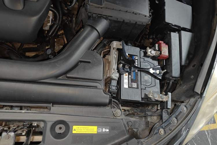 Used Nissan Teana 2013 2.0L XL Comfort Edition Engine Bay Left
