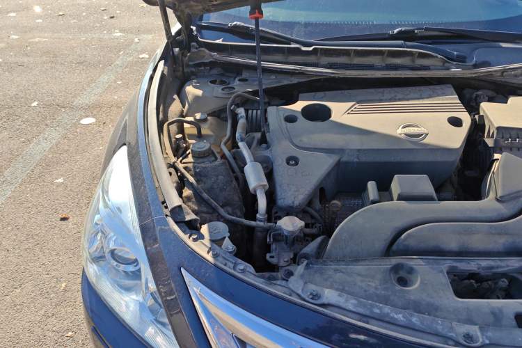 Used Nissan Teana 2013 2.5L XL-Upper NAVI Tech Deluxe Edition Engine Bay Right
