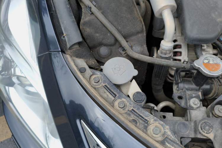 Used Nissan Teana 2013 2.5L XL Leading Edition Engine Bay Right