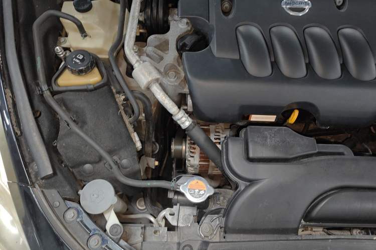 Used Nissan Teana 2013 2.0L XL Comfort Edition Engine Bay Right