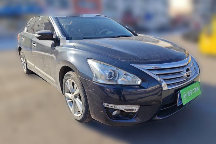 Used Nissan Teana 2013 2.5L XL-Upper NAVI Tech Deluxe Edition Front Right 45 Deg