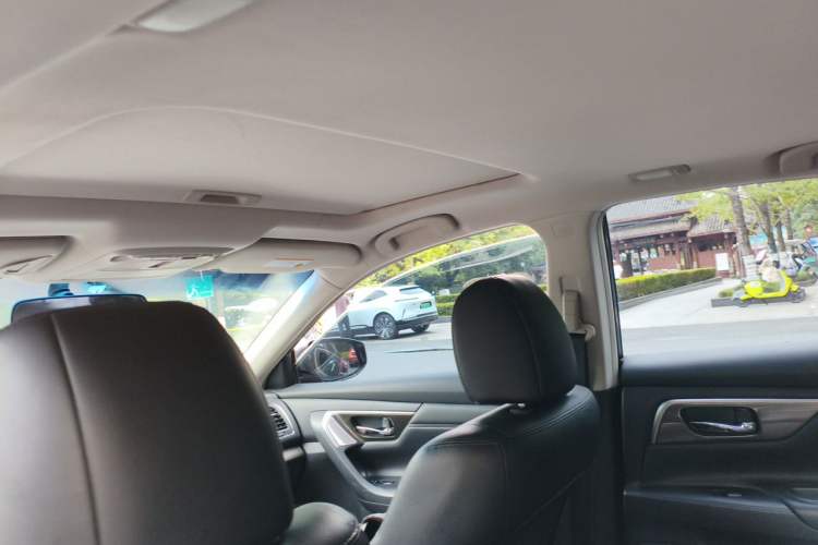 Used Nissan Teana 2013 2.5L XL Leading Edition Headliner