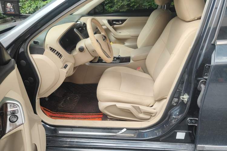 Used Nissan Teana 2013 2.0L XE Fashion Edition Left Front Seat