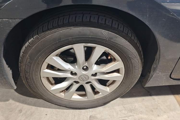 Used Nissan Teana 2013 2.0L XL Comfort Edition Left Front Wheel Hub