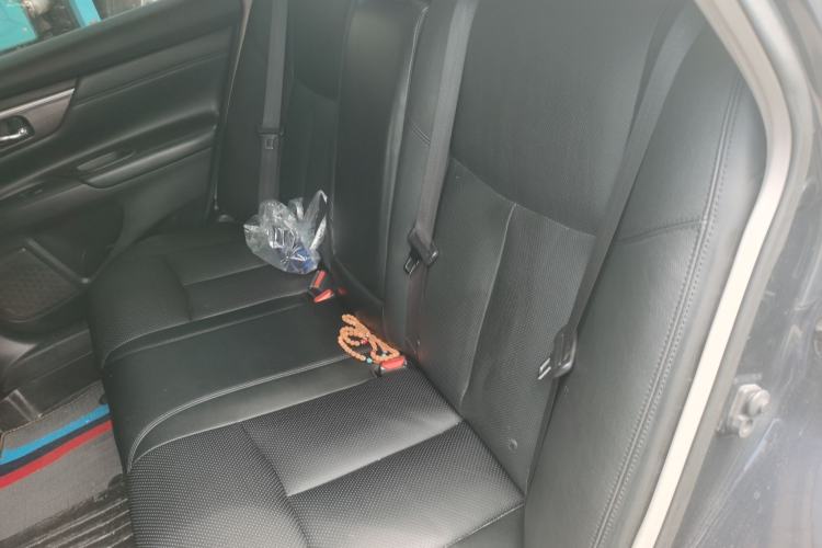 Used Nissan Teana 2013 2.5L XL-NAVI Tech Smart Enjoyment Edition Left Rear Seat