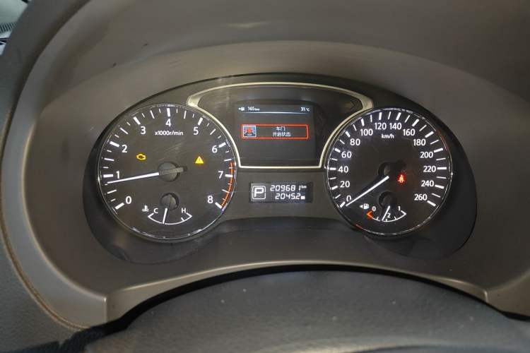 Used Nissan Teana 2013 2.0L XL Comfort Edition Odometer Close Up