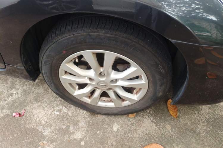 Used Nissan Teana 2013 2.0L XL Comfort Edition Right Front Wheel Hub