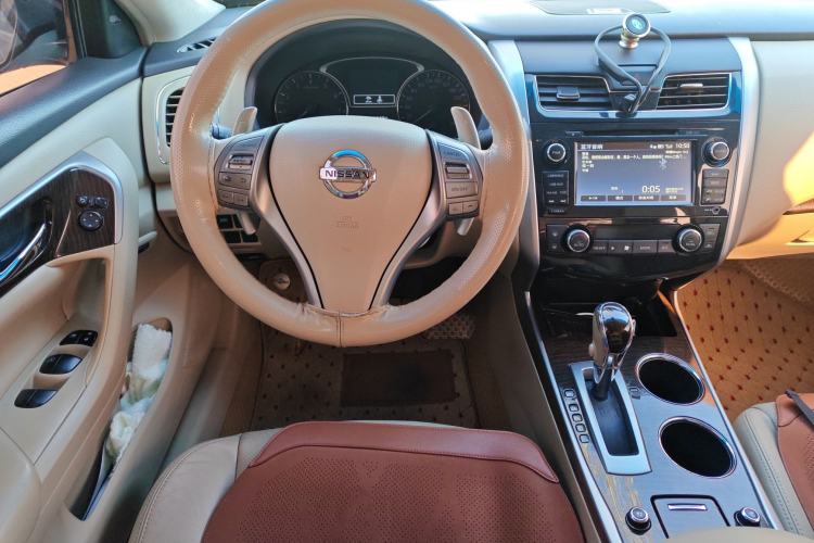 Used Nissan Teana 2013 2.5L XL-Upper NAVI Tech Deluxe Edition Steering Wheel