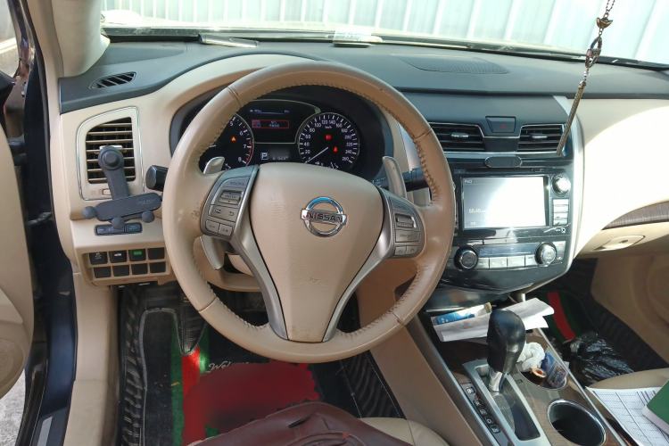 Used Nissan Teana 2013 2.5L XL-NAVI Luxury Edition Steering Wheel