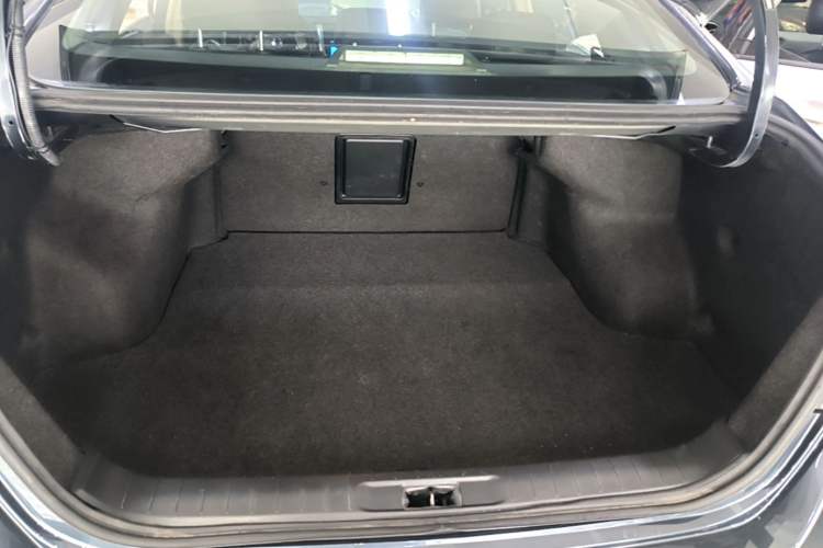 Used Nissan Teana 2013 2.0L XL Comfort Edition Trunk