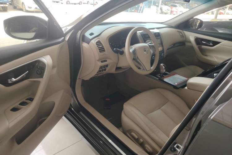 Used Nissan Teana 2013 2.0L XL Comfort Edition Driver Seat