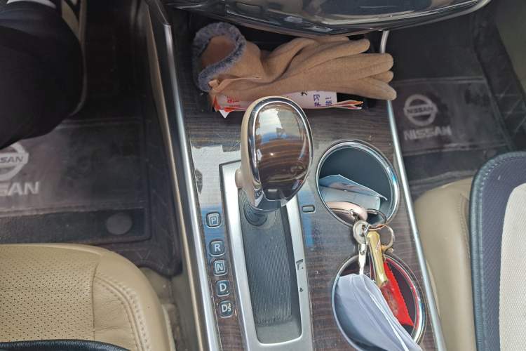 Used Nissan Teana 2013 2.0L XL Comfort Edition Gear Lever