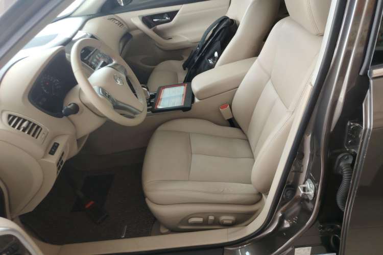 Used Nissan Teana 2013 2.0L XL Comfort Edition Left Front Seat
