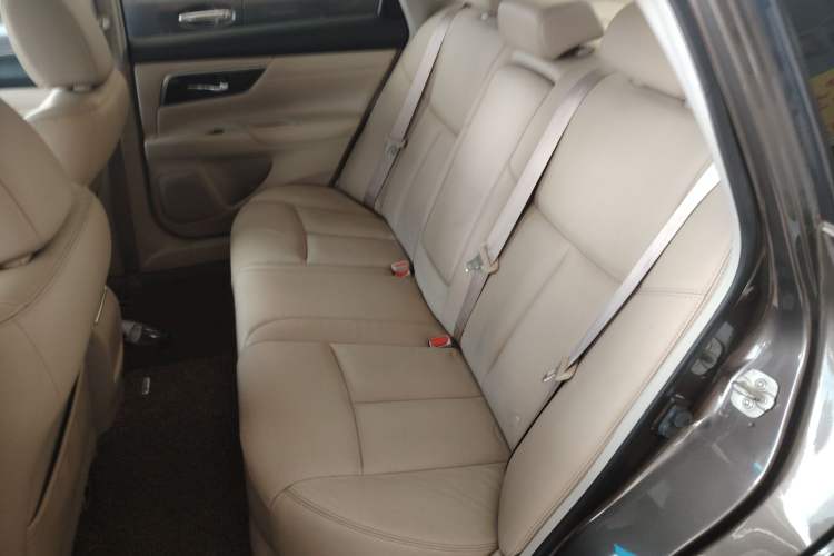 Used Nissan Teana 2013 2.0L XL Comfort Edition Left Rear Seat