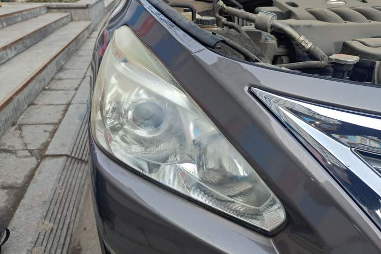 Used Nissan Teana 2013 2.0L XL Comfort Edition Right Front Headlight
