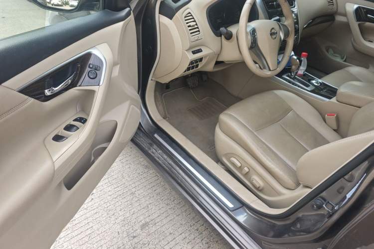 Used Nissan Teana 2013 2.0L XL Comfort Edition Driver Seat