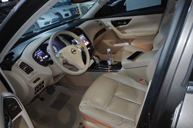 Used Nissan Teana 2013 2.0L XL Comfort Edition Driver Seat