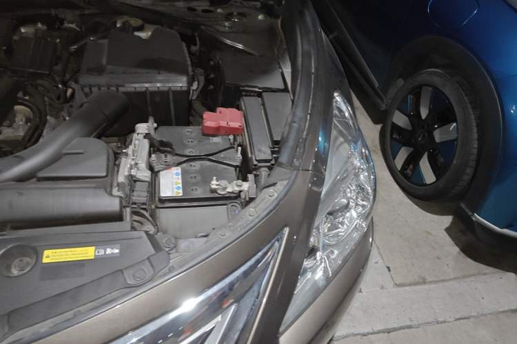 Used Nissan Teana 2013 2.0L XL Comfort Edition Engine Bay Left