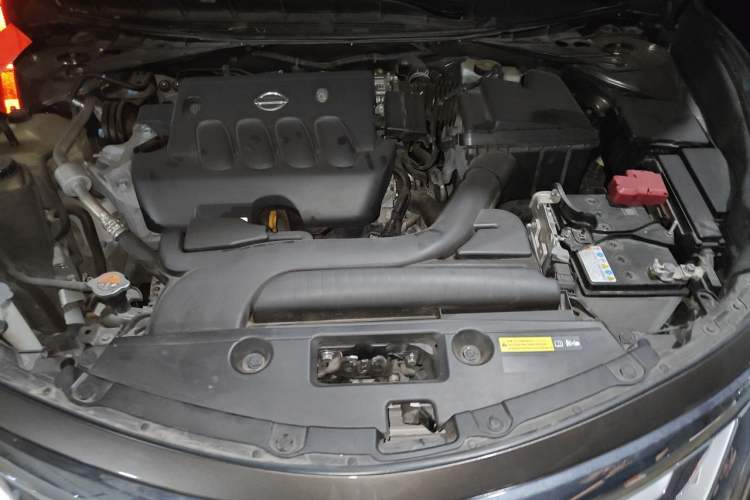 Used Nissan Teana 2013 2.0L XL Comfort Edition Engine Bay