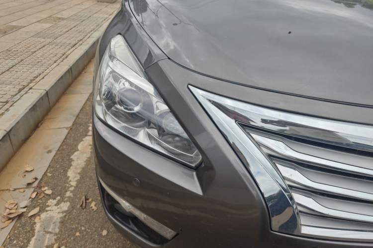 Used Nissan Teana 2013 2.0L XL Comfort Edition Right Front Headlight