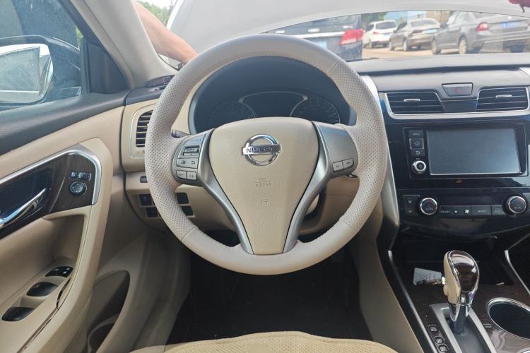 Used Nissan Teana 2013 2.0L XL Comfort Edition Steering Wheel