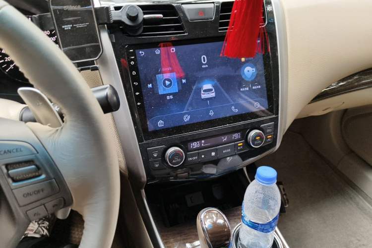 Used Nissan Teana 2013 2.5L XL Leading Edition Audio And AC Panel