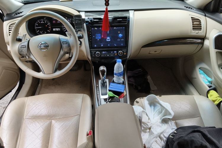 Used Nissan Teana 2013 2.5L XL Leading Edition Center Console