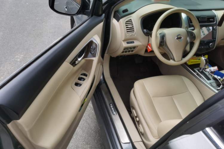 Used Nissan Teana 2013 2.5L XL Leading Edition Driver Seat