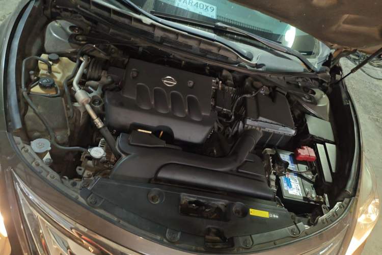 Used Nissan Teana 2013 2.0L XL Comfort Edition Engine Bay