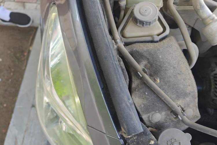 Used Nissan Teana 2013 2.0L XL Comfort Edition Engine Bay Right