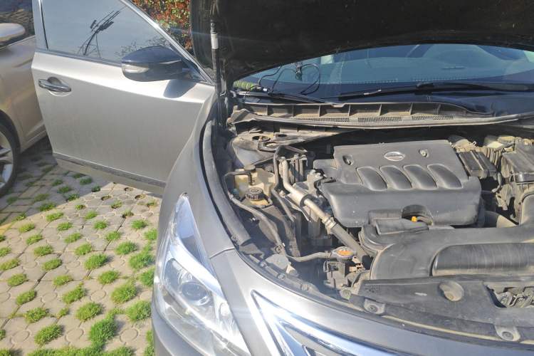 Used Nissan Teana 2013 2.0L XL Comfort Edition Engine Bay Right