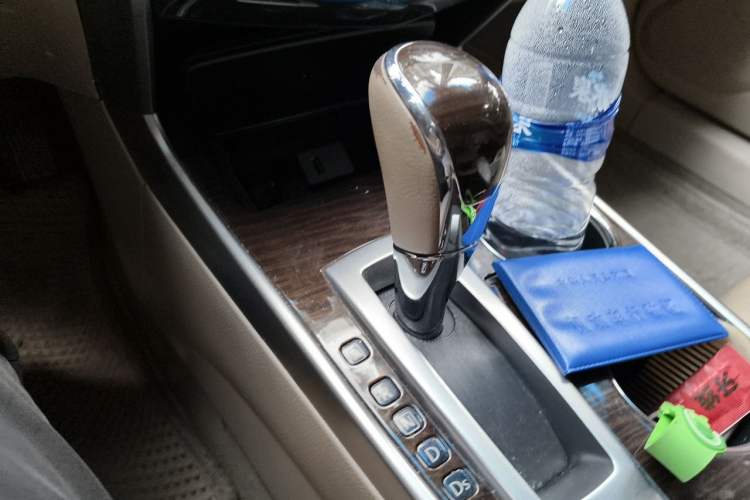 Used Nissan Teana 2013 2.5L XL Leading Edition Gear Lever