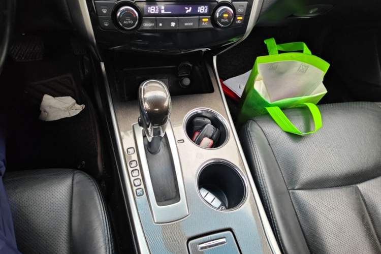 Used Nissan Teana 2013 2.0L XL Comfort Edition Gear Lever