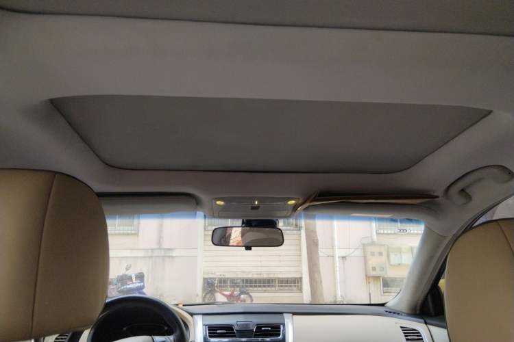 Used Nissan Teana 2013 2.0L XL Comfort Edition Headliner