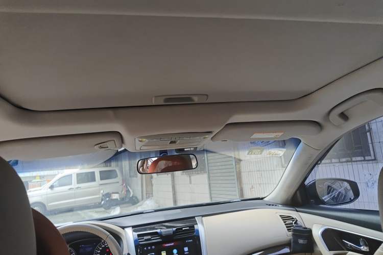 Used Nissan Teana 2013 2.0L XL Comfort Edition Headliner