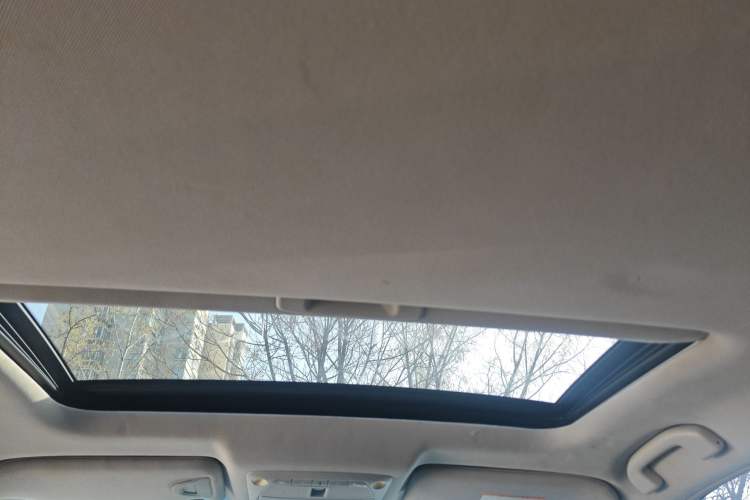 Used Nissan Teana 2013 2.0L XL Comfort Edition Headliner