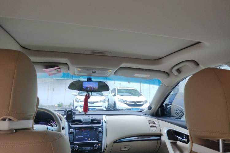 Used Nissan Teana 2013 2.5L XL-NAVI Luxury Edition Headliner
