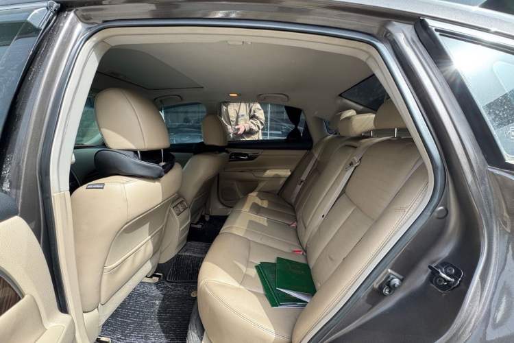 Used Nissan Teana 2013 2.0L XL-NAVI Smart Navigation Edition Interior 2
