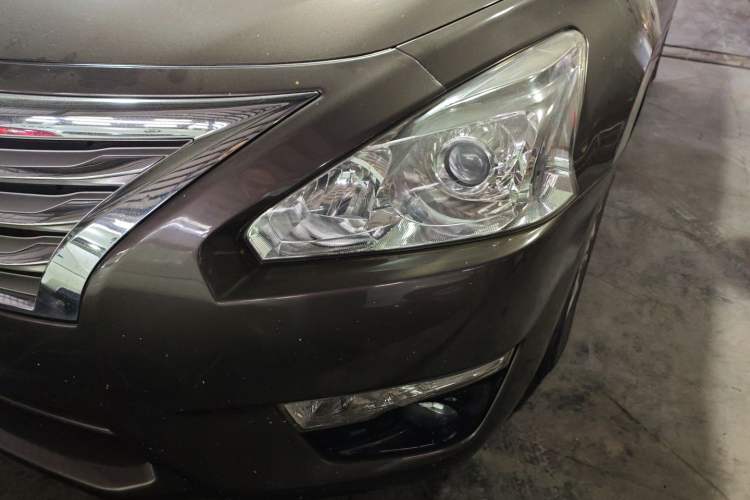 Used Nissan Teana 2013 2.0L XL Comfort Edition Left Front Headlight