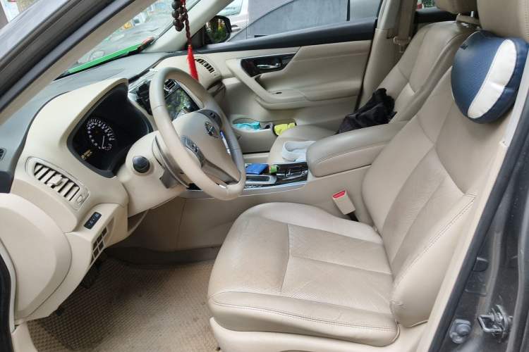 Used Nissan Teana 2013 2.5L XL Leading Edition Left Front Seat
