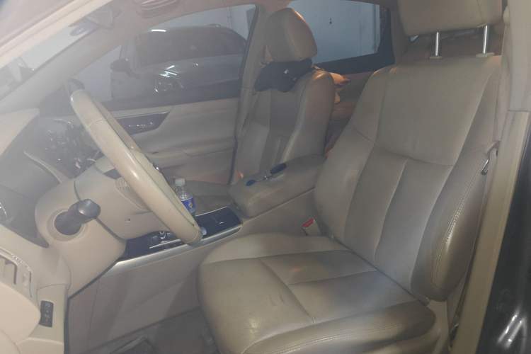 Used Nissan Teana 2013 2.0L XL Comfort Edition Left Front Seat