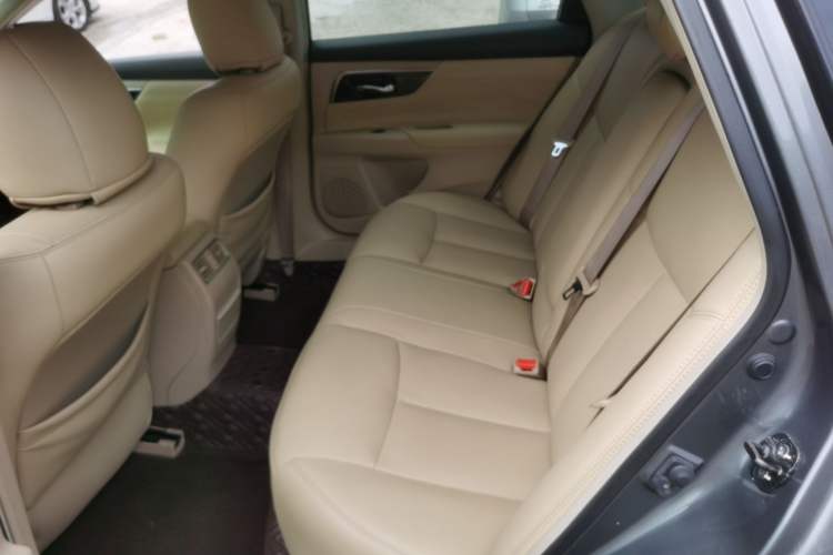 Used Nissan Teana 2013 2.5L XL Leading Edition Left Rear Seat