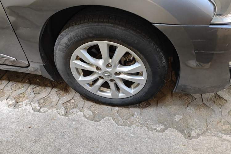 Used Nissan Teana 2013 2.0L XL Comfort Edition Right Front Wheel Hub