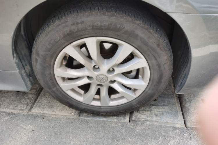 Used Nissan Teana 2013 2.5L XL Leading Edition Right Front Wheel Hub