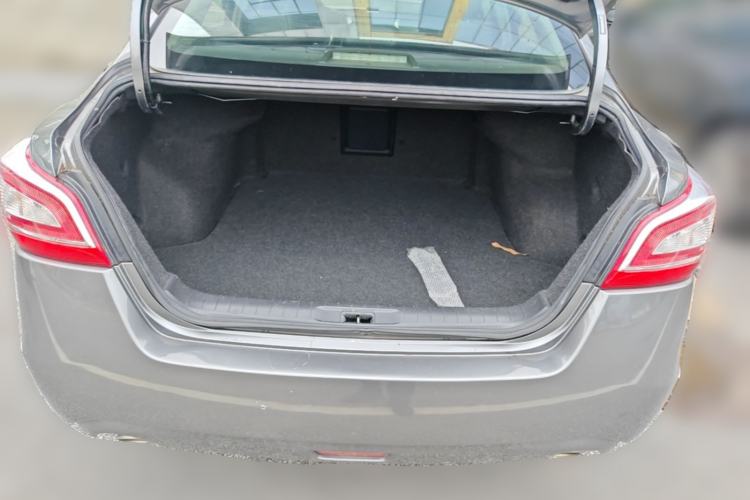 Used Nissan Teana 2013 2.0L XL Comfort Edition Trunk