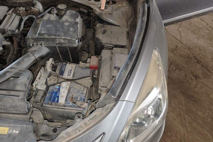 Used Nissan Teana 2013 2.0L XL Comfort Edition Engine Bay Left