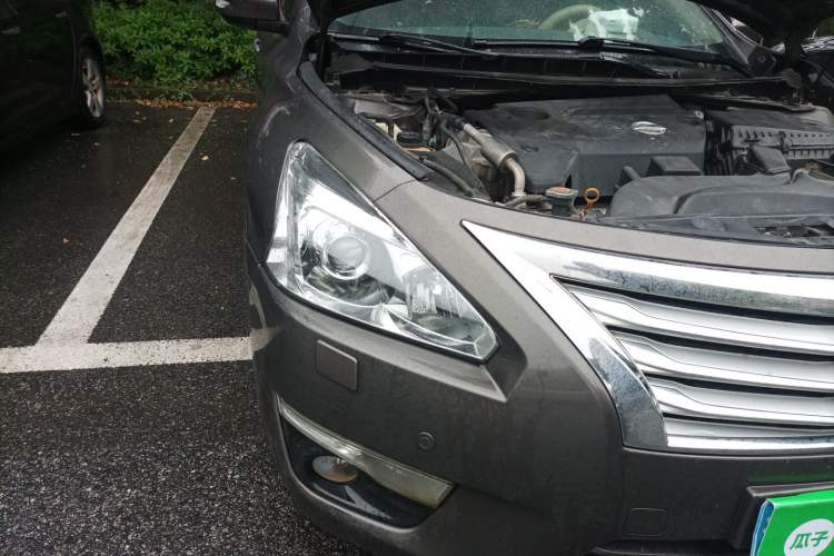 Used Nissan Teana 2013 2.5L XL Leading Edition Right Front Headlight