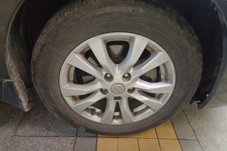 Used Nissan Teana 2013 2.5L XL Leading Edition Right Front Wheel Hub