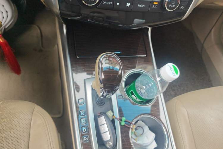 Used Nissan Teana 2013 2.0L XL Comfort Edition Gear Lever