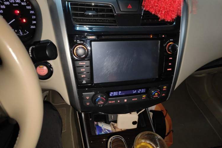 Used Nissan Teana 2013 2.5L XL Leading Edition Audio And AC Panel